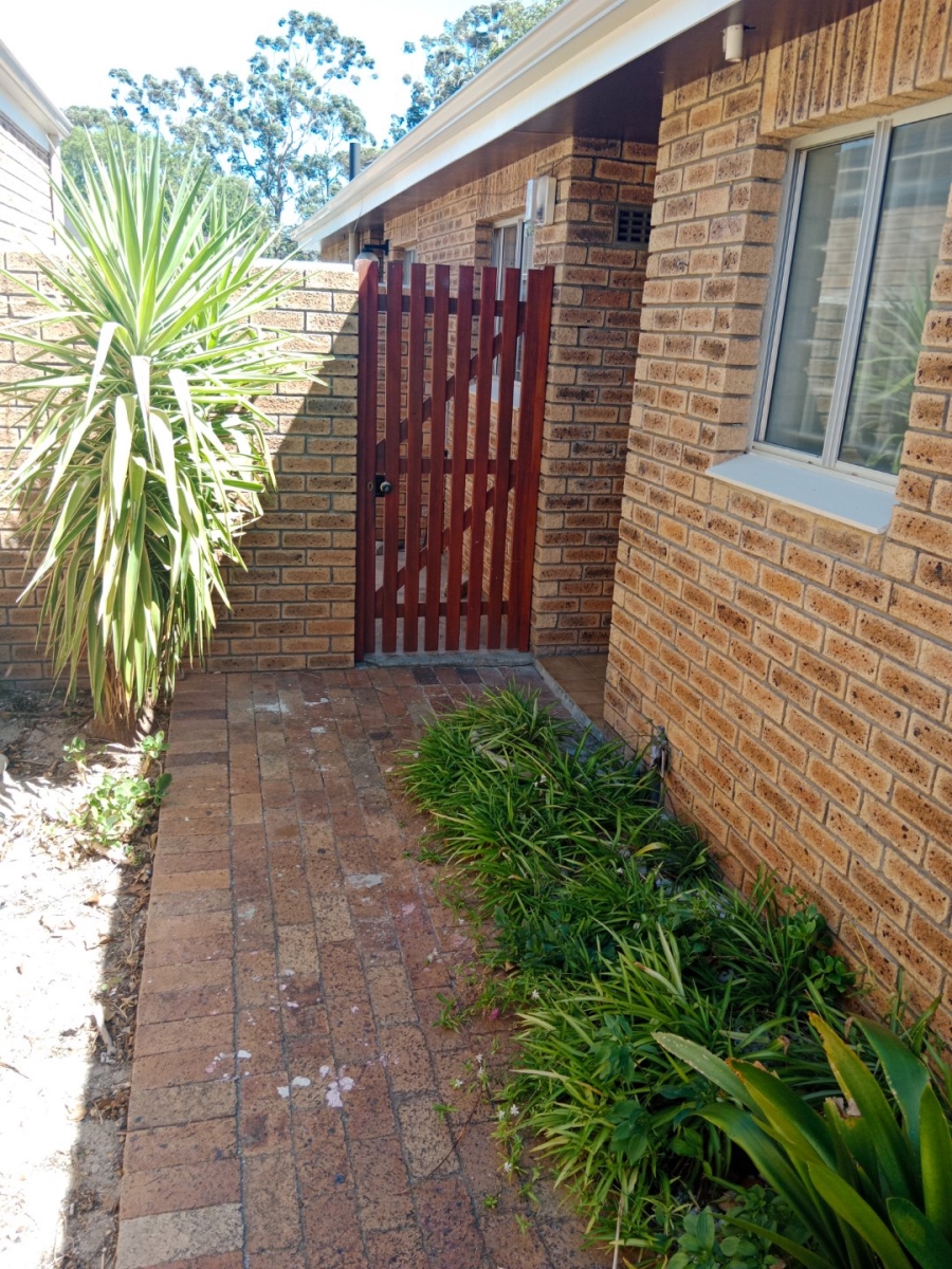 To Let 2 Bedroom Property for Rent in La Colline Western Cape